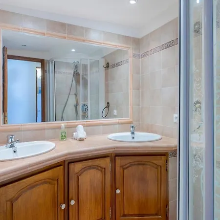 Two Bed With A Fantastic View In Old Town Apartmán Antibes