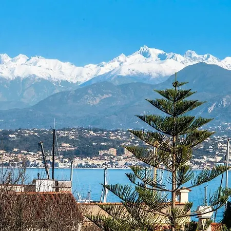 Two Bed With A Fantastic View In Old Town